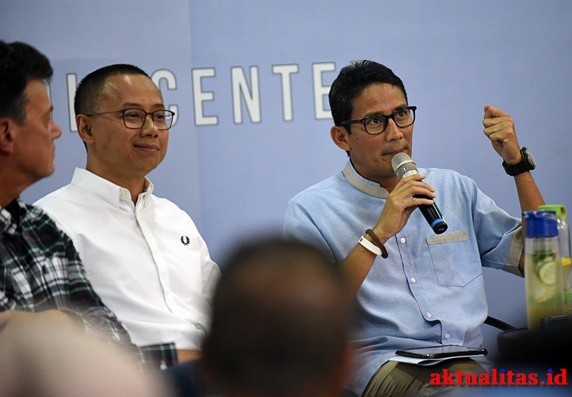 Sandiaga Salahuddin Uno berjanji tidak akan mengerek harga bahan bakar minyak (BBM) subsidi apabila terpilih menjadi RI 2