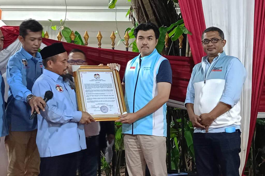 Selain deklarasi JDI juga lakukan bedah buku Prabowo Selain deklarasi JDI juga lakukan bedah buku Prabowo