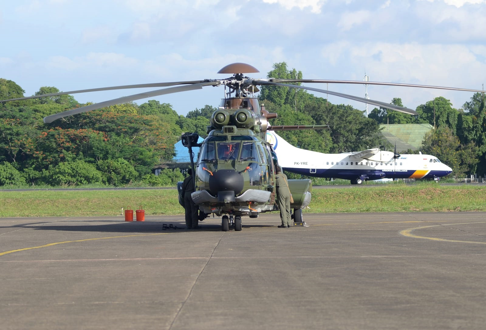 Alutsista untuk memperkuat TNI Alutsista untuk memperkuat TNI