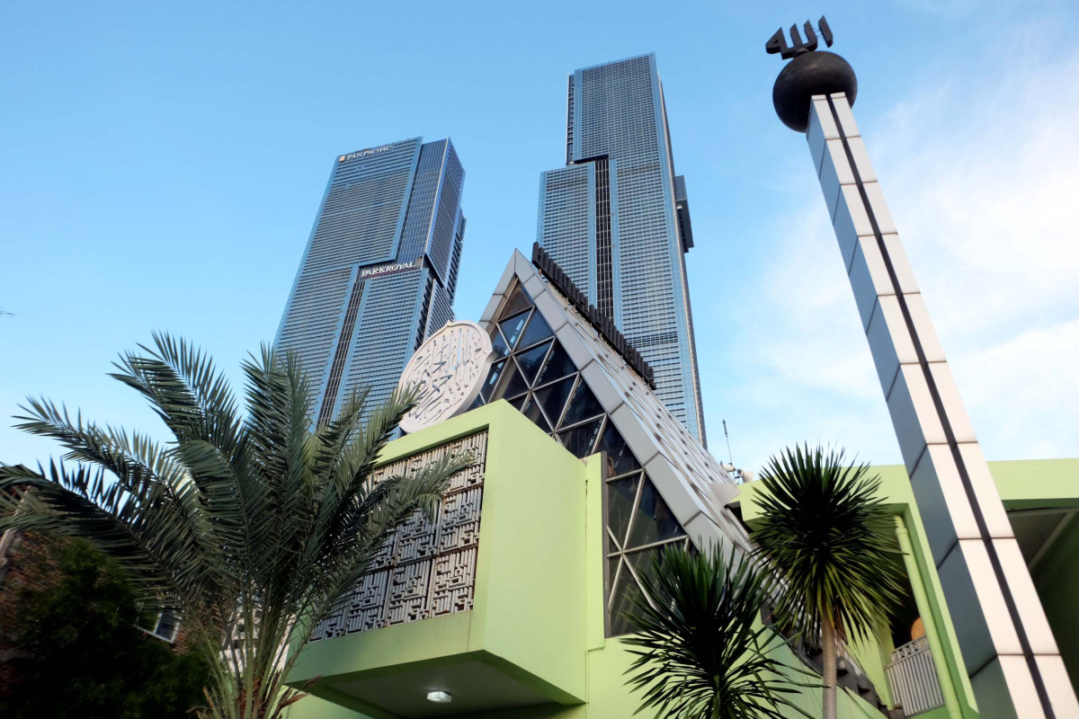 Intip Masjid Segitiga Karya Ridwan Kamil Intip Masjid Segitiga Karya Ridwan Kamil