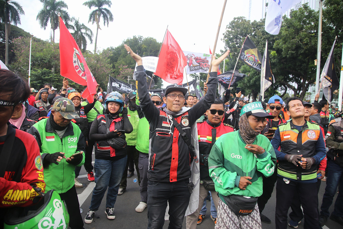 Aksi Demontrasi Driver Ojek Online Aksi Demontrasi Driver Ojek Online