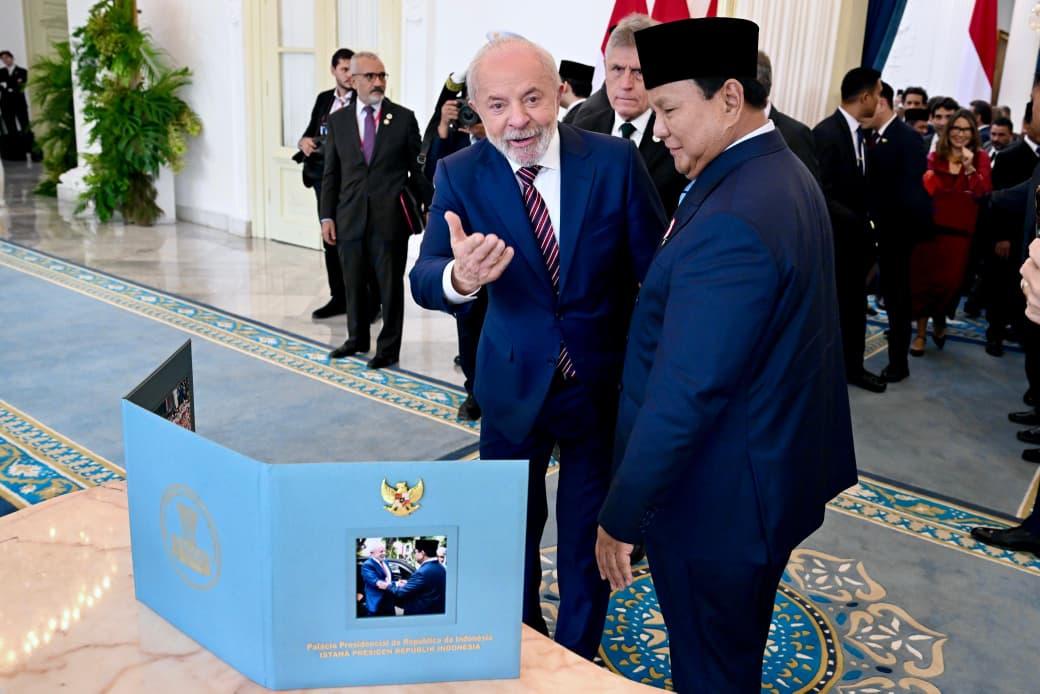 Presiden Prabowo Sambut Kedatangan Presiden Brazil Luiz da Silva Presiden Prabowo Sambut Kedatangan Presiden Brazil Luiz da Silva