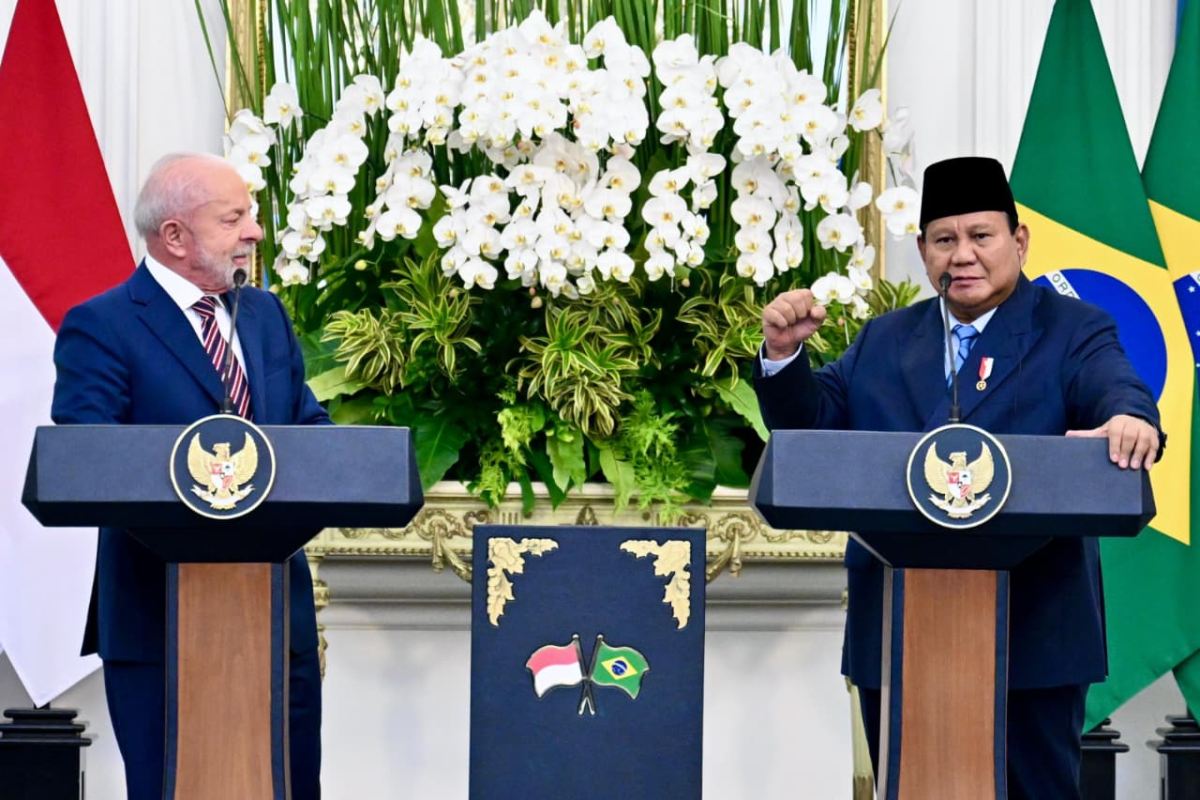 Presiden Prabowo Sambut Kedatangan Presiden Brazil Luiz da Silva Presiden Prabowo Sambut Kedatangan Presiden Brazil Luiz da Silva