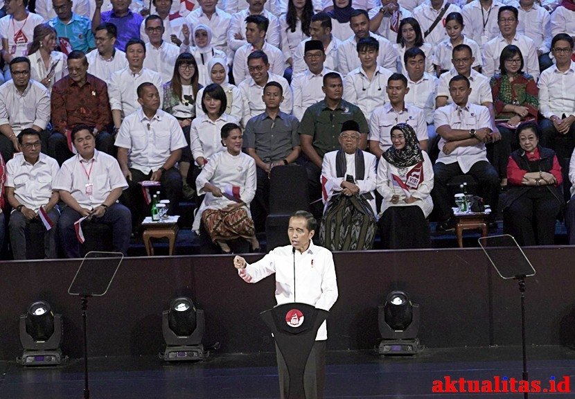 Jokowi dan Ma'aruf sampaikan pidato di SICC