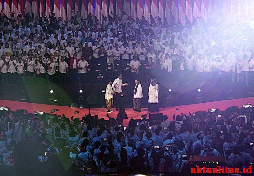 Jokowi dan Ma'aruf sampaikan pidato di SICC