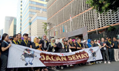 alt="bawalu gelar jalan sehat di jakarta"