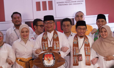 alt="Ridwan Kamil-Suswono Daftar ke KPU untuk maju Pilgub DKI"