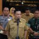 Plt Guberbur Riau, SF Hariyanto saat konferensi pers terkait IPR tambang kuansing