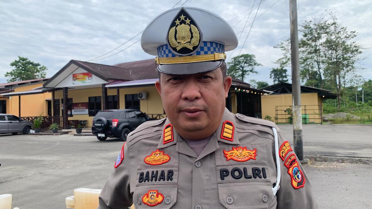 Kasat Lantas Polres Mimika AKP Burhanudin Buton