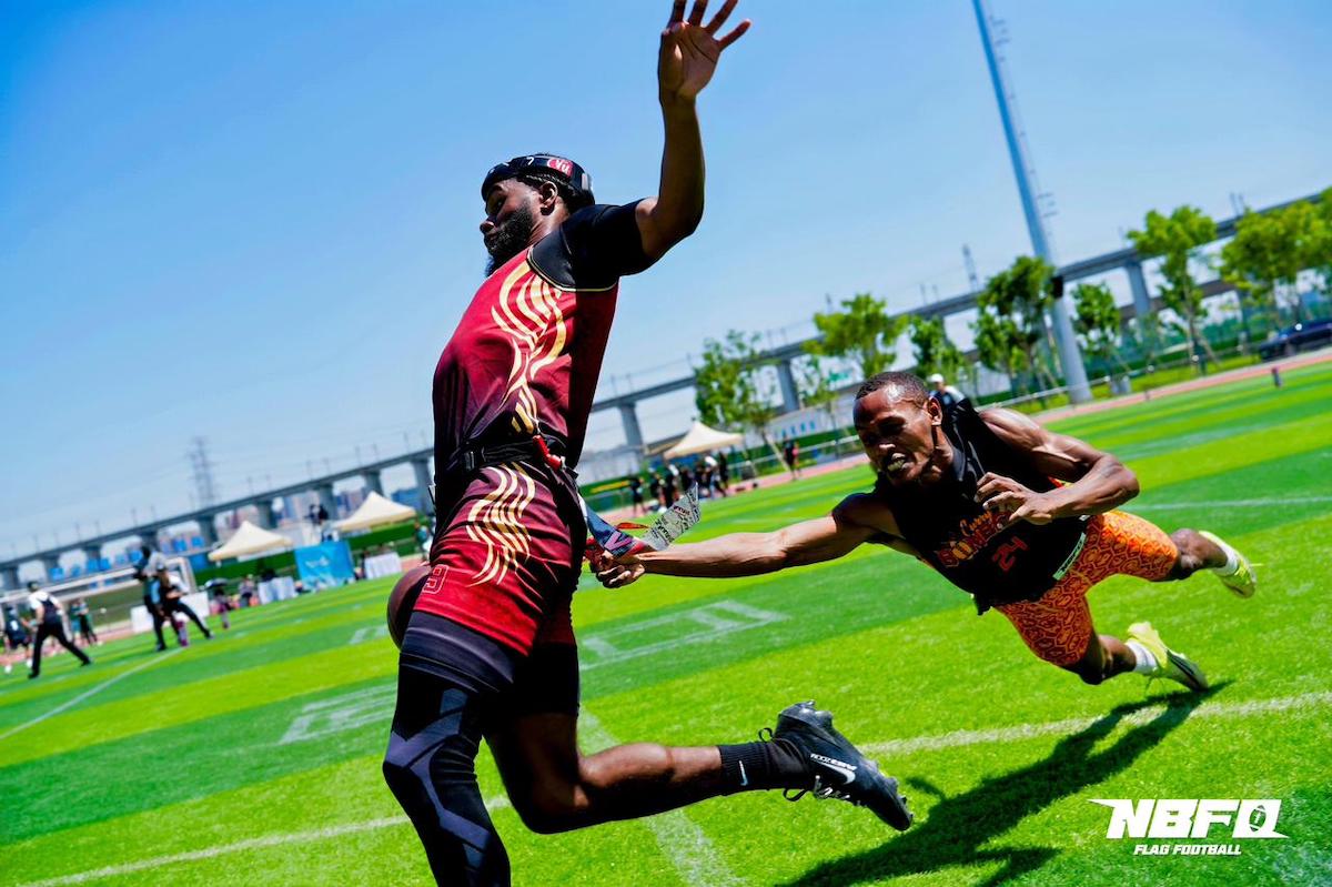 Atlet flag football asal Mimika, Wrestle Mansawan, memperkuat tim Fiji Curry Bombers dalam turnamen Ningbo Flag Football Open 2026 di Tiongkok.
