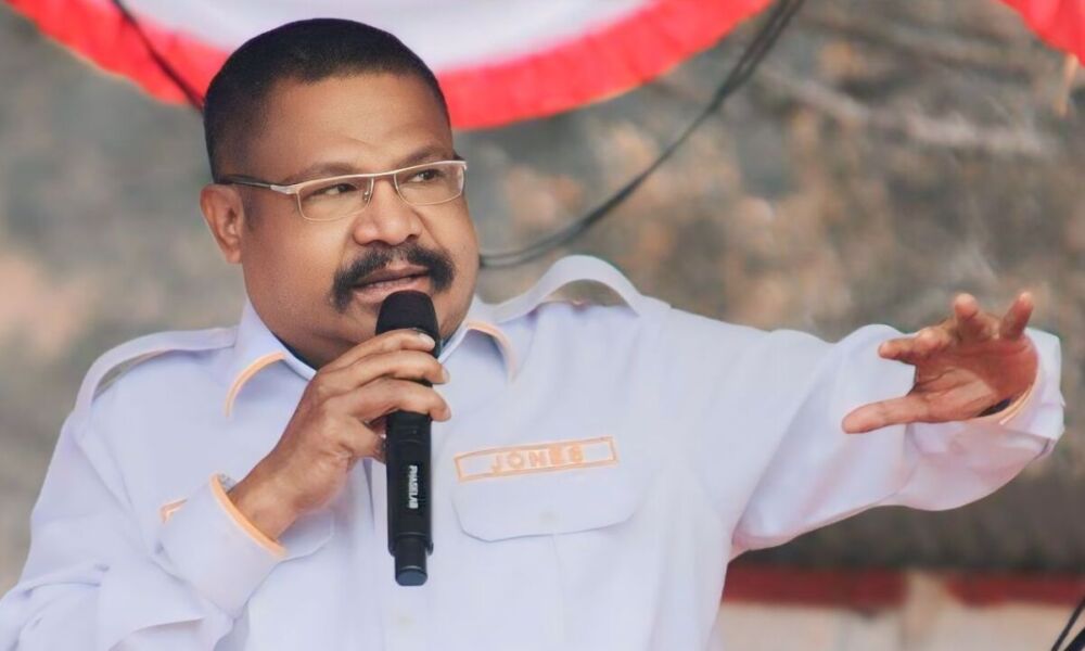 Gubernur Papua Pegunungan John Tabo