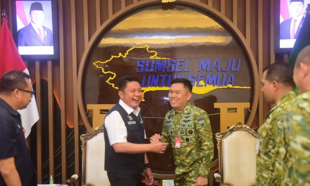 Gubernur Sumsel Herman Deru menerima kunjungan Danlanud Sri Mulyono Herlambang Kolonel Asep Wahyu Wijaya di Palembang.