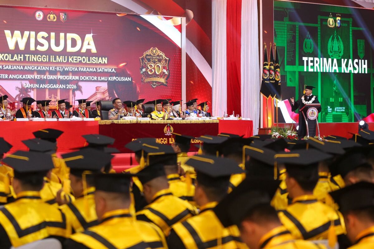 Kapolda Riau Irjen Herry Heryawan menyampaikan orasi ilmiah tentang Green Policing pada Dies Natalis ke-80 STIK Polri di Jakarta.