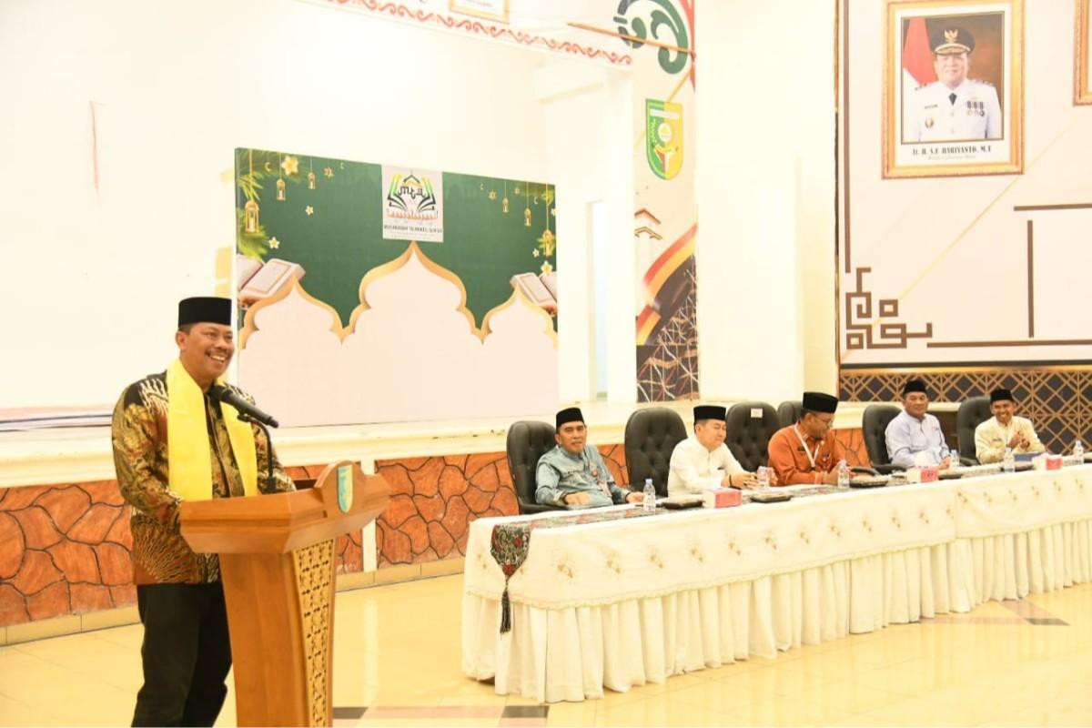 Kafilah Kabupaten Bengkalis mengikuti proses registrasi ulang peserta MTQ ke 44 tingkat Provinsi Riau di Kuantan Singingi.