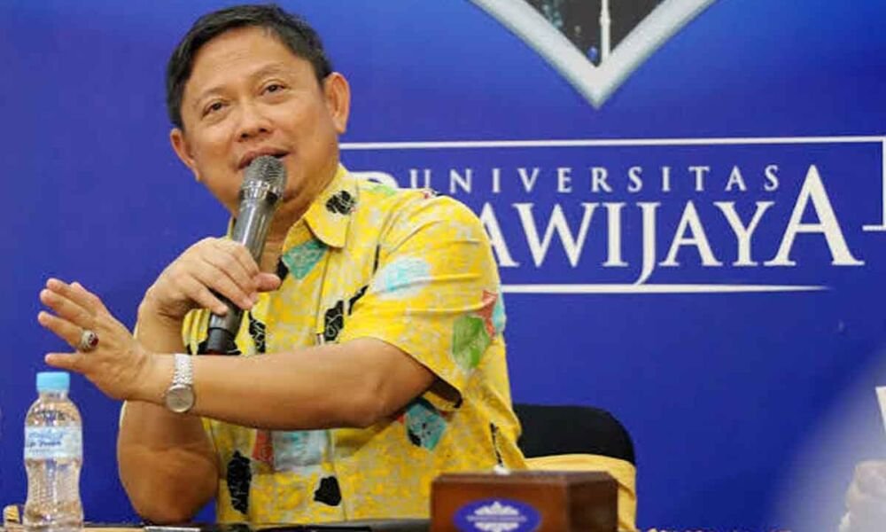 Guru Besar Bidang Ilmu Kebijakan Publik Universitas Brawijaya Prof. Drs. Andy Fefta Wijaya, MDA., Ph.D.
