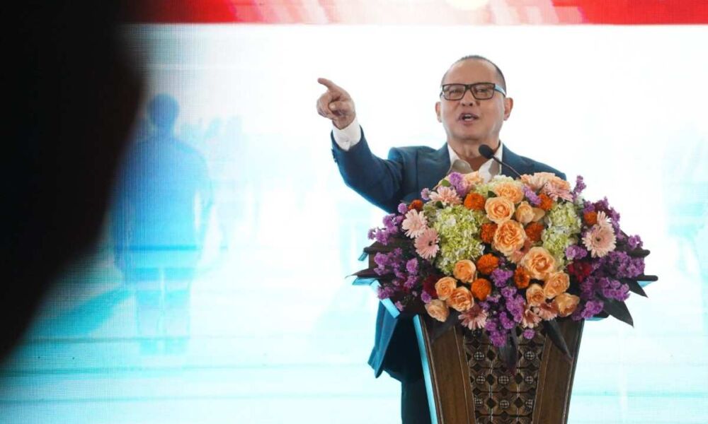 Menteri P2MI Muktarudin memberikan keterangan mengenai perlindungan WNI di kawasan Timur Tengah.