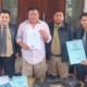 Kuasa hukum Maulana memberikan keterangan terkait laporan dugaan perzinahan perwira tinggi TNI AL ke Puspom TNI di Martapura.